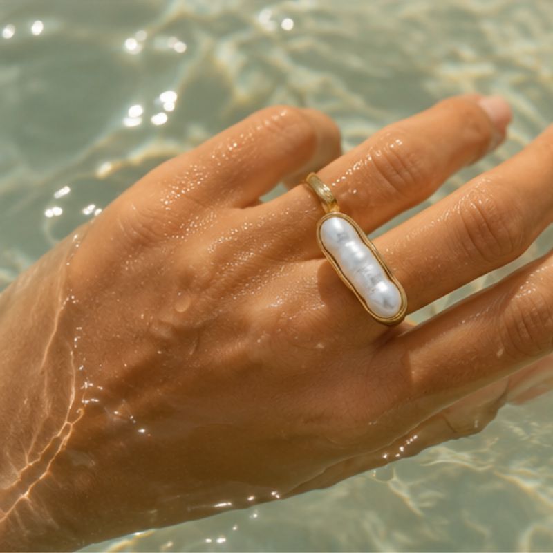 Éloise Pearl Ring