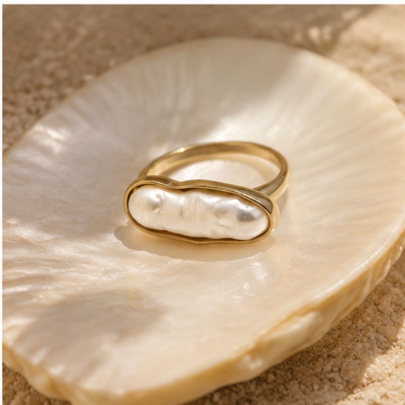 Éloise Pearl Ring
