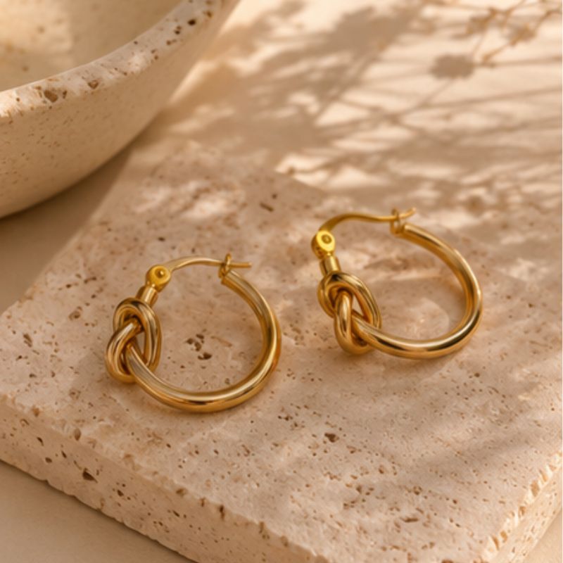 Noéline Knot Hoops