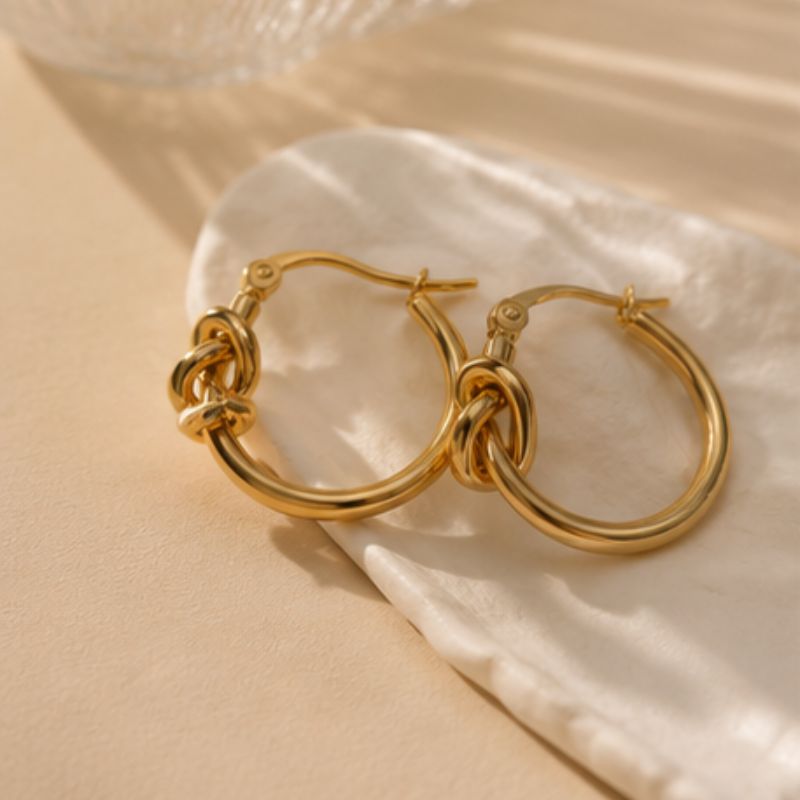 Noéline Knot Hoops
