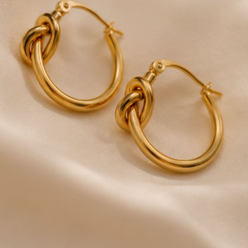 Noéline Knot Hoops
